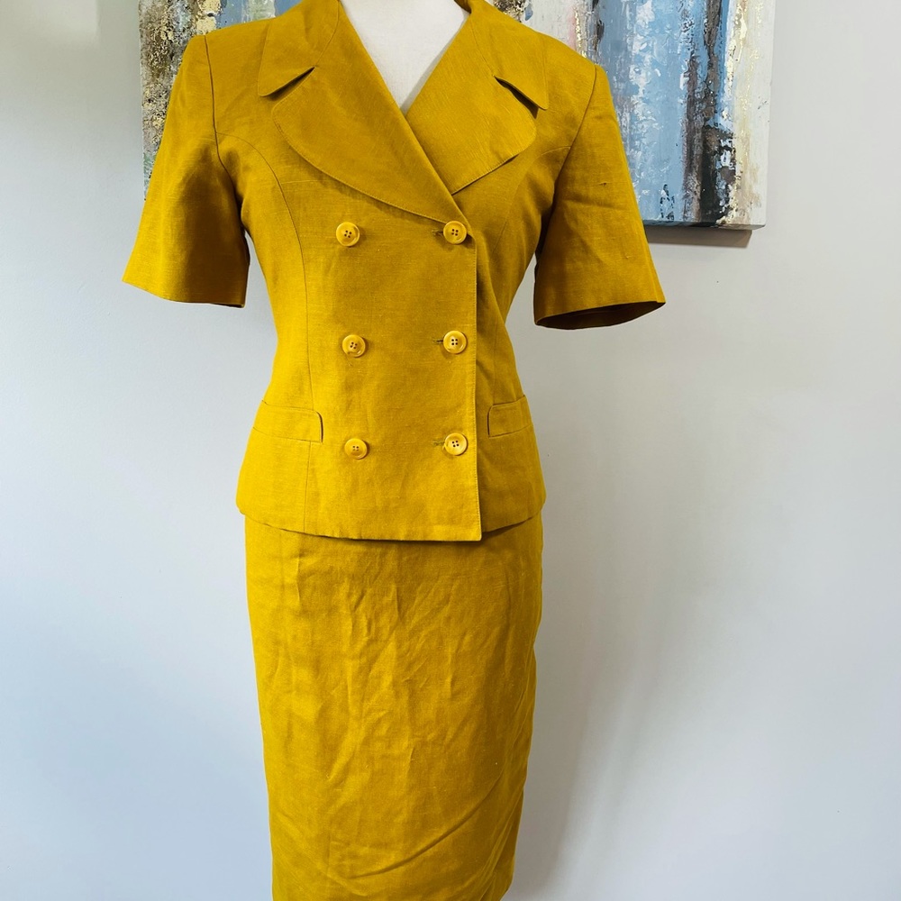 OLEG CASSINI CANARY MUSTARD SKIRT SUIT SIZE 8